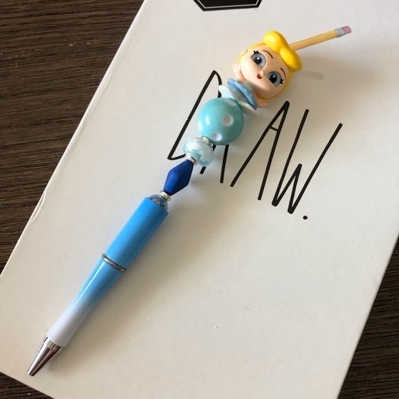Disney Doorables: Cinderella: Cinderella Ballerina handmade beaded pen - Picture 2 of 3